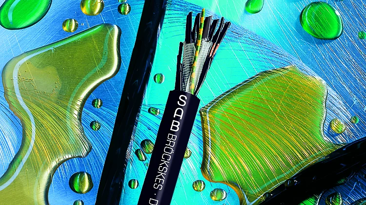 [Translate to Español:] Steuerleitung für Roboter