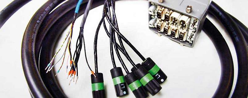 Kabel-Konfektion mit Harting-Steckverbinder und Signalbuchsenstecker